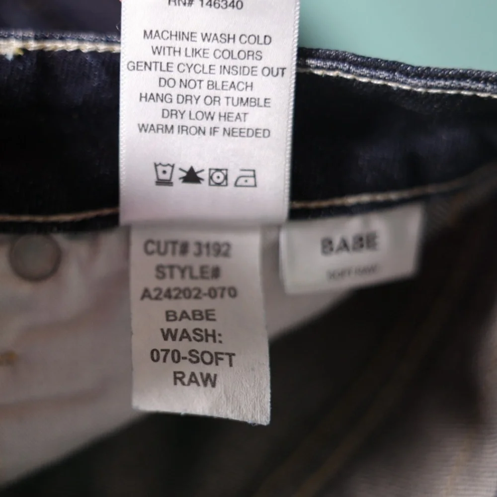 AMO Babe high-rise slim fit women’s denim jeans, size 24